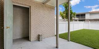 Spacious 4 Bed Condo Gallery 30