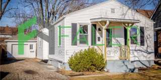 Adorable 2-Bedroom Bungalow Gallery 1