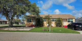 175 174TH TERRACE Drive E Gallery 1