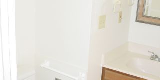 Really Nice Condo Gallery 11