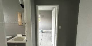 3411 NW 1st St Gallery 14