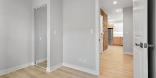 7383 N Damen Ave Gallery 3