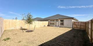 905 Cherry Laurel Gallery 32