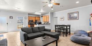 5 bed 4 bath near campus! Gallery 8
