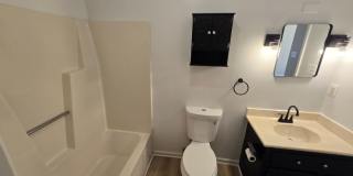 NEWLY REMODELED 3 bedroom house in Colonial Heights Gallery 13