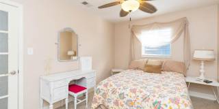 4206 W WISCONSIN AVENUE Gallery 27