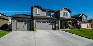 Immaculant 4BD/2.5BA Single Family Home on Sunnyside Hill Gallery 1