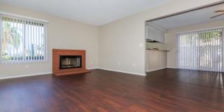 Carlyle Square Apartment Homes Gallery 32