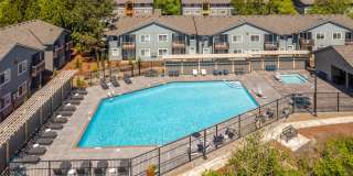 Creekside Apartments Gallery 18