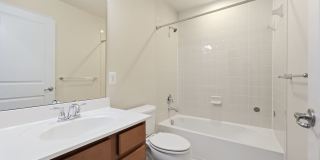 Large Townhome in Wormans Mill! Gallery 36
