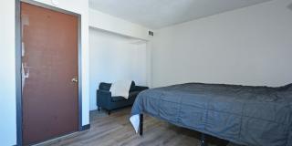 Beautiful 3-Bed 2-Bath Townhouse in Brooklyn Park! Gallery 16