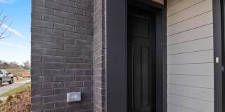 This stunning luxury 2-story condo has 3 beds & 2.5 baths with over 1500 sq ft of living space. Gallery 3