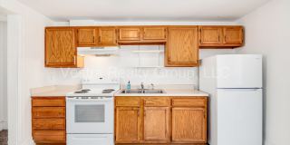 1622 West 38th Avenue - 1 Gallery 9