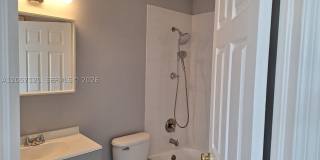 5761 NW 115th Ct Gallery 12