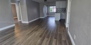 2350 NW 12th Ct Gallery 17