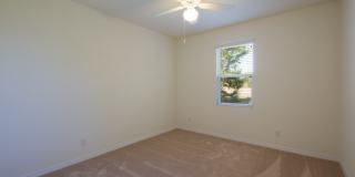 329 NW 14th Ter Gallery 7