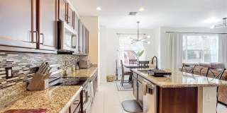 11931 SW Crestwood Circle Gallery 8