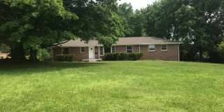 3 Bedroom Pet Friendly Home For Rent! Gallery 1