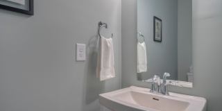 Brand New Townhouse Community in Blacksburg! - FURNISHED Gallery 9