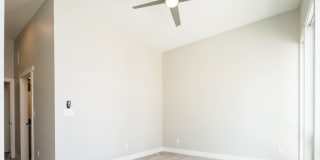 Modern 3 bed / 4 bath, 3 story townhome! Gallery 23