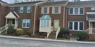 340 Worthington Square Gallery 1