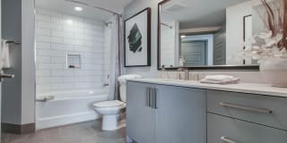 Novo Las Olas Gallery 18