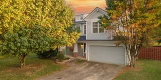 **BE THE LUCKY ONE TO LIVE IN THIS UPDATED NASHVILLE/ BELLEVUE HOME** Gallery 5