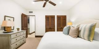 730 Stratford Ct Gallery 60