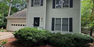 Wonderful 3 bedroom/2.5 bathroom House with 2 Car Garage in Snapfinger! Gallery 1