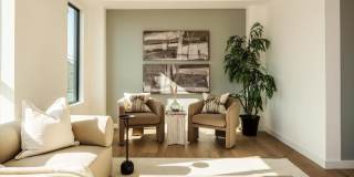 2822 1/2 Avenel St Gallery 5