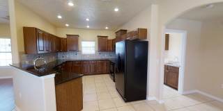 1374 Oakwood - 3bed 2 bath home Gallery 1