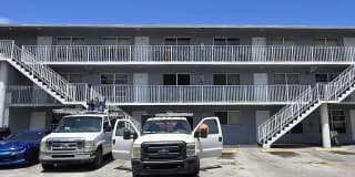 208 Avondale Dr Gallery 6