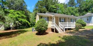 Updated 3BR, 2BA Durham Rental with Front Porch & Deck Updated 3BR, 2BA Durham Rental with Front Porch & Deck Gallery 4