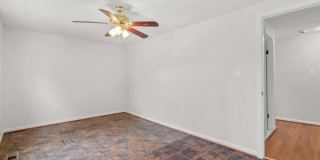 14205 CASTLEMOOR Court Gallery 20