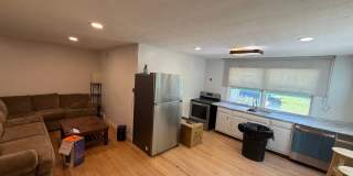 Charming 3BR Duplex in Syracuse Gallery 3