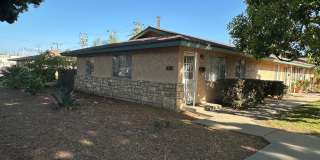 Cute 2 Bd 1Ba Unit in quiet 14 unit Apartment complex Gallery 1