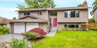 4 Bedroom 3 Bath Split Level Kirkland Gallery 1