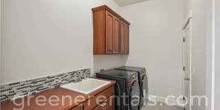 Luxurious 4BD 3.5BA Home in Campus Highlands Luxurious 4BD 3.5BA Home in Campus Highlands Gallery 16
