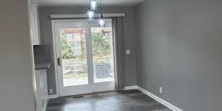 3212 Hollyhock Hill Gallery 5