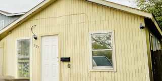 121 W Mitchell Gallery 2