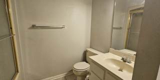 211 Plantation Road Gallery 100