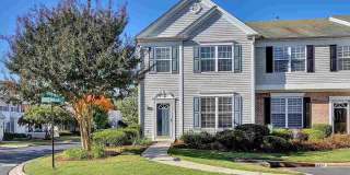 3 Bedroom Townhome off Pelham Road Gallery 1