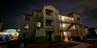 The Crest at Skyline Now offering up to 8 weeks FREE rent! Call today to schedule your tour: (480) 390-5392 Gallery 14