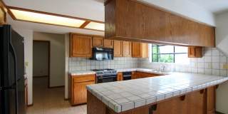 3 Bedroom Home for Rent in Redding CA | Office, RV Parking, Fenced Yard & 2-Car Garage Gallery 8