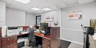 10690 CRESTWOOD Drive Gallery 7