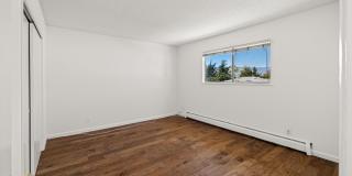 Available for July 1st - Sept 1 Move In - One Bedroom Apartments Gallery 47