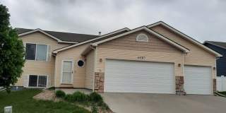 4 BED | 3 BATH | 3 CAR GARAGE | SUMMERSET Gallery 1