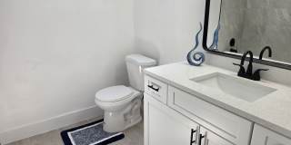 FOR RENT!!! SIMPLY STUNNING AND SPACIUS 3 BED 2 BATH SINGLE FAMILY HOME.. Gallery 33