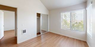 3 Bed Condo | End Unit | Gated community Gallery 11