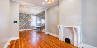 5 Bedroom Townhouse in Spruce Hill 5 Bedroom Townhouse in Spruce Hill Gallery 1